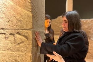 Görme Engelliler, Tarihi Beyaz Bastonlarıyla Keşfetti