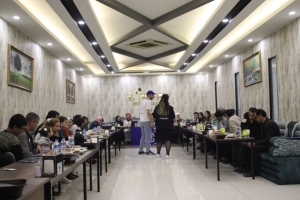 MÜZİK KURSU İÇİN İFTAR YEMEĞİNDE BİR ARAYA GELDİK!