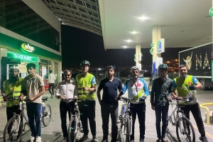 Tandem Bisikletlerle Engelleri Aştılar: Görme Engelliler İçin Özel Gece