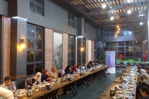 Beyaz Baston Bağımsızlık Kursumuz İftar Yemeğiyle Sona Erdi